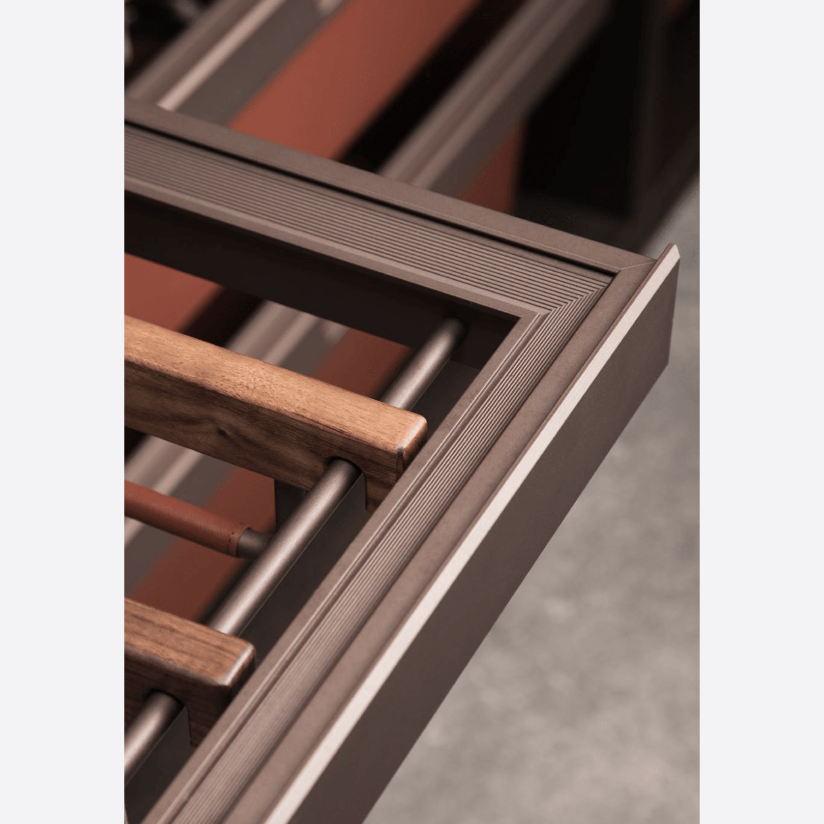 Basistem BRUGG Wood Pants Hanger gallery detail image