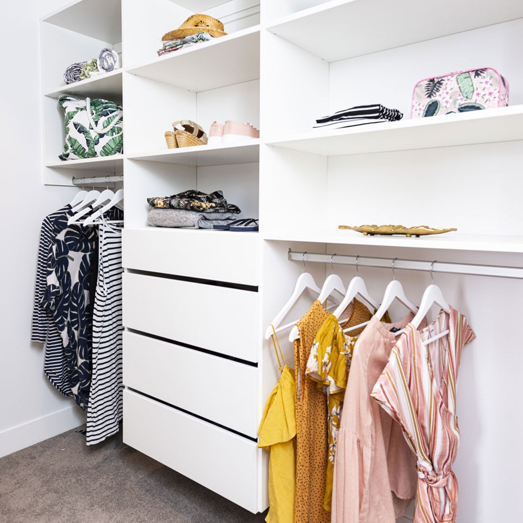 Bespoke Custom Wardrobe gallery detail image