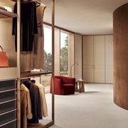 Senzafine Walk-In Closet gallery detail image