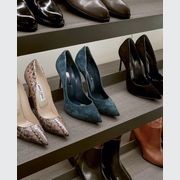 Ubik Walk-In Closet gallery detail image