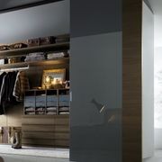 Ubik Walk-In Closet gallery detail image