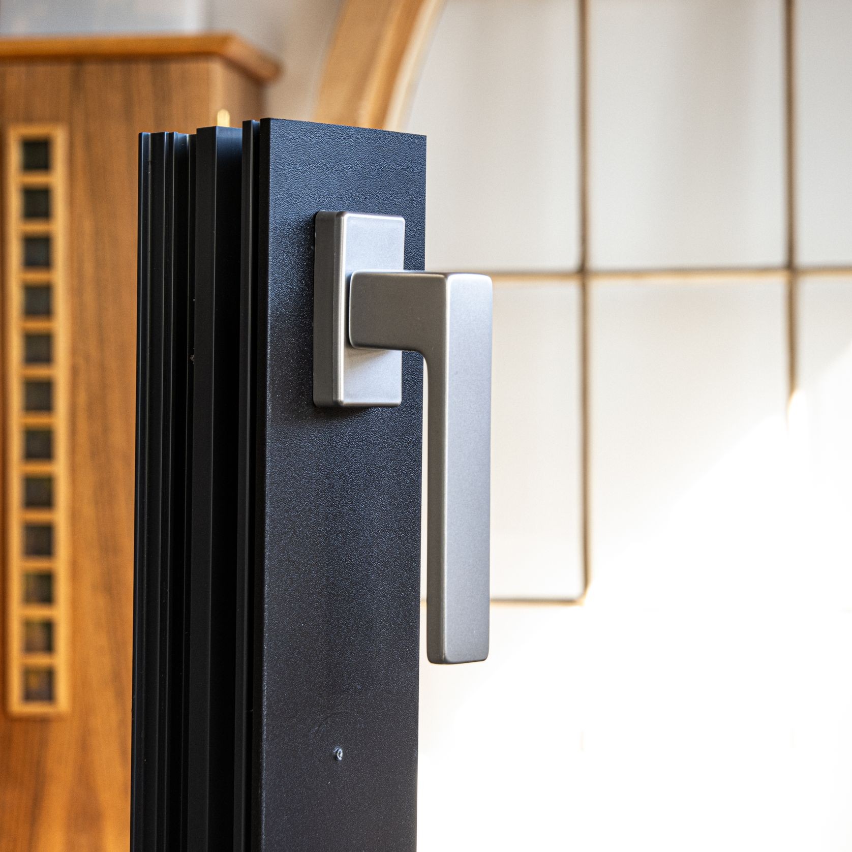 Hanover 1033 Tilt and Turn Window Handle gallery detail image