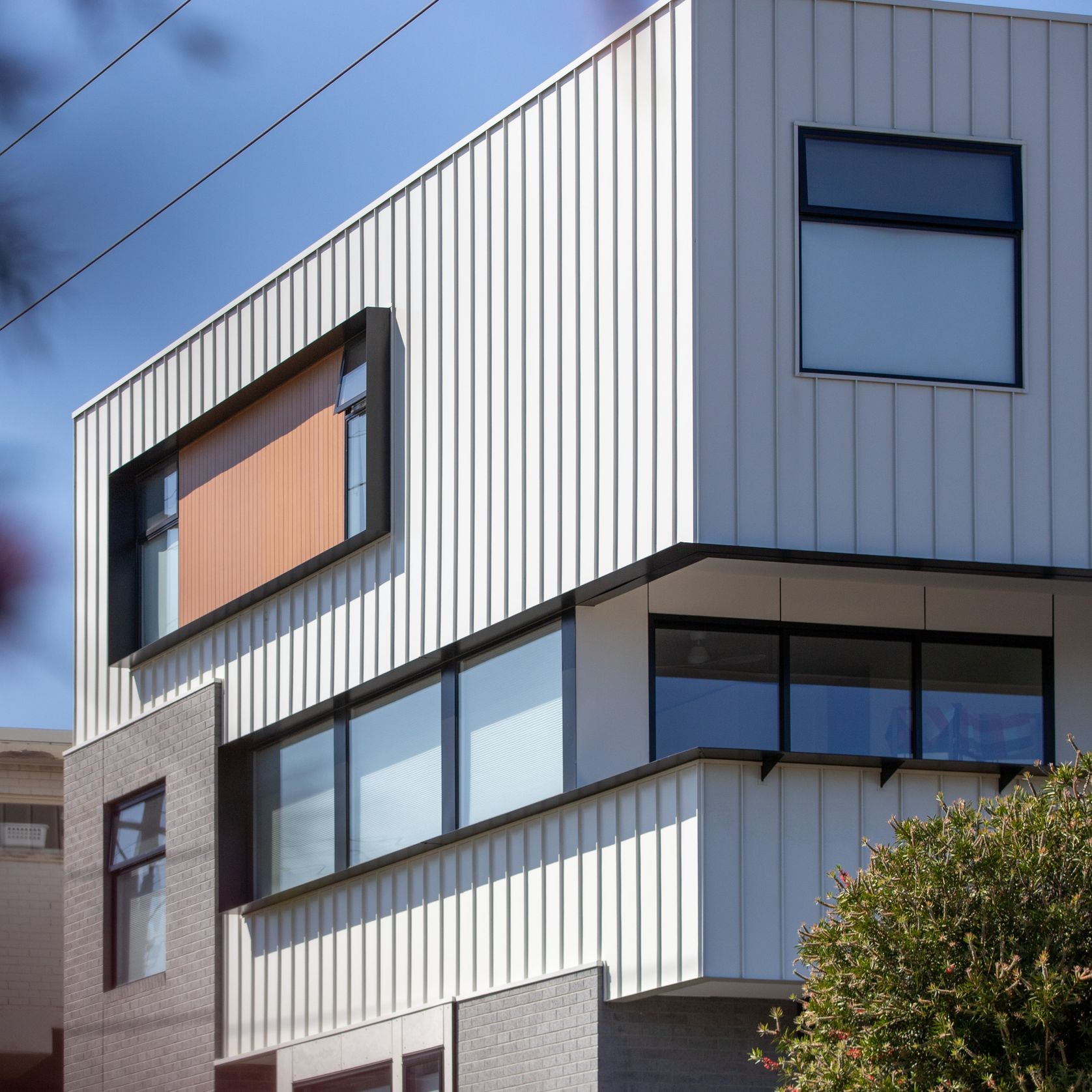 Sunblade Air Shroud - Thin & Lightweight gallery detail image