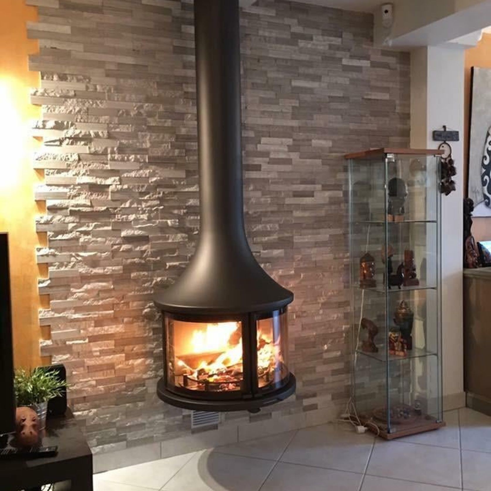 Jc Bordelet Lea 998 Suspended Fireplace gallery detail image