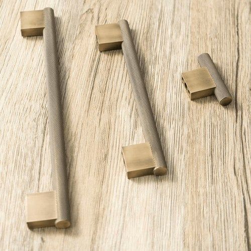 Camberwell knurled handle Antique Brass