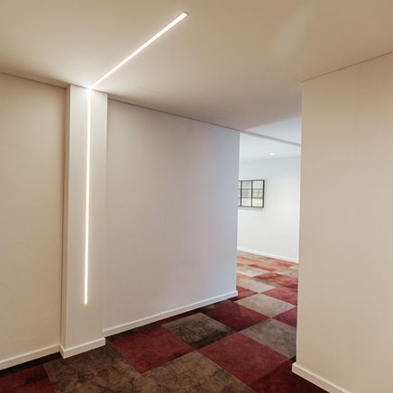 How to create the right mood with linear extrusion lighting
