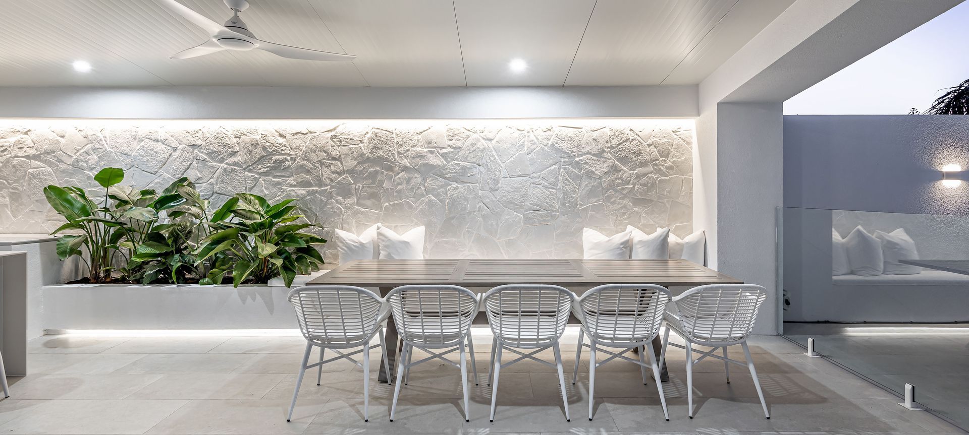 The benefits of veneer stone and how to use it in your next project