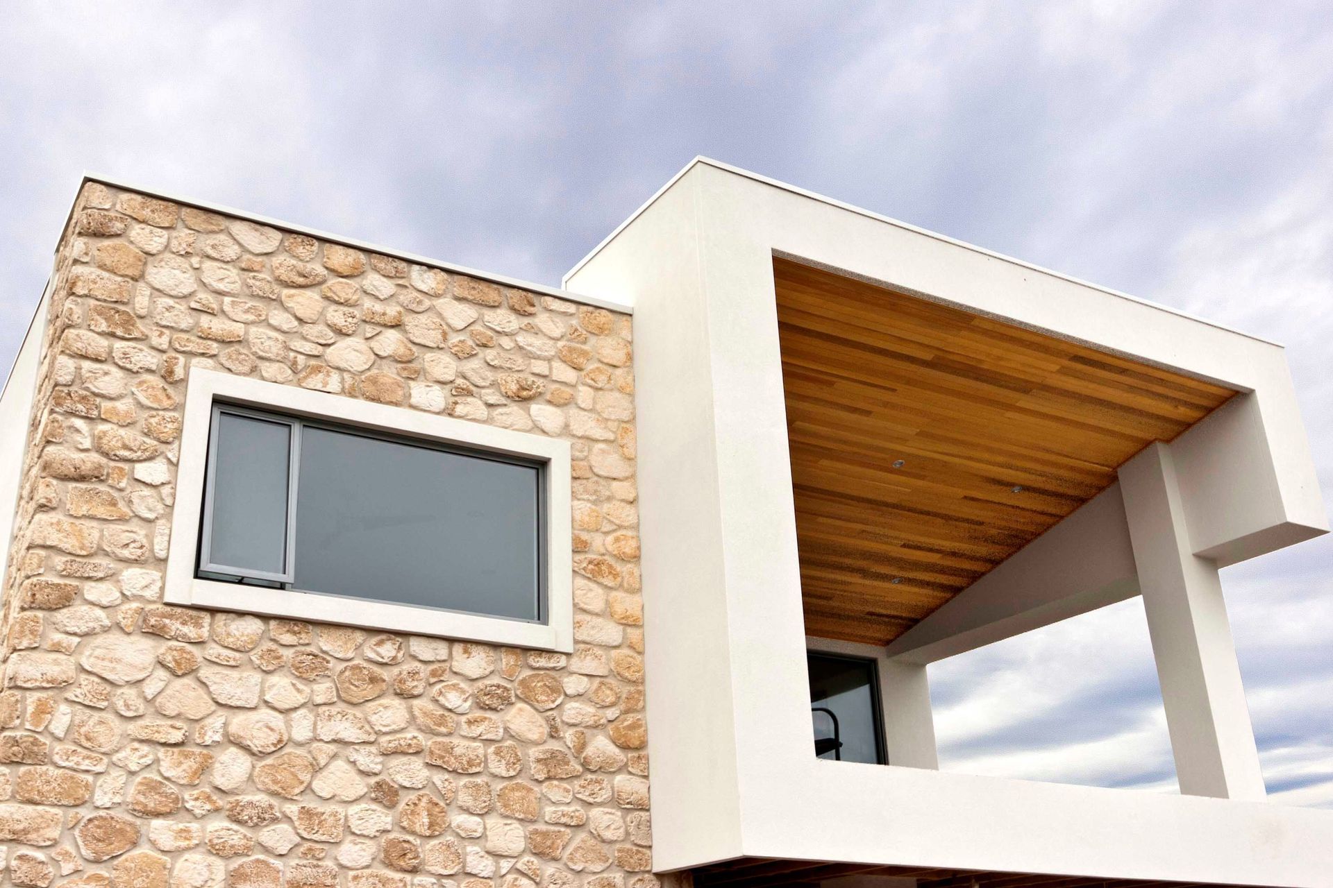The benefits of veneer stone and how to use it in your next project