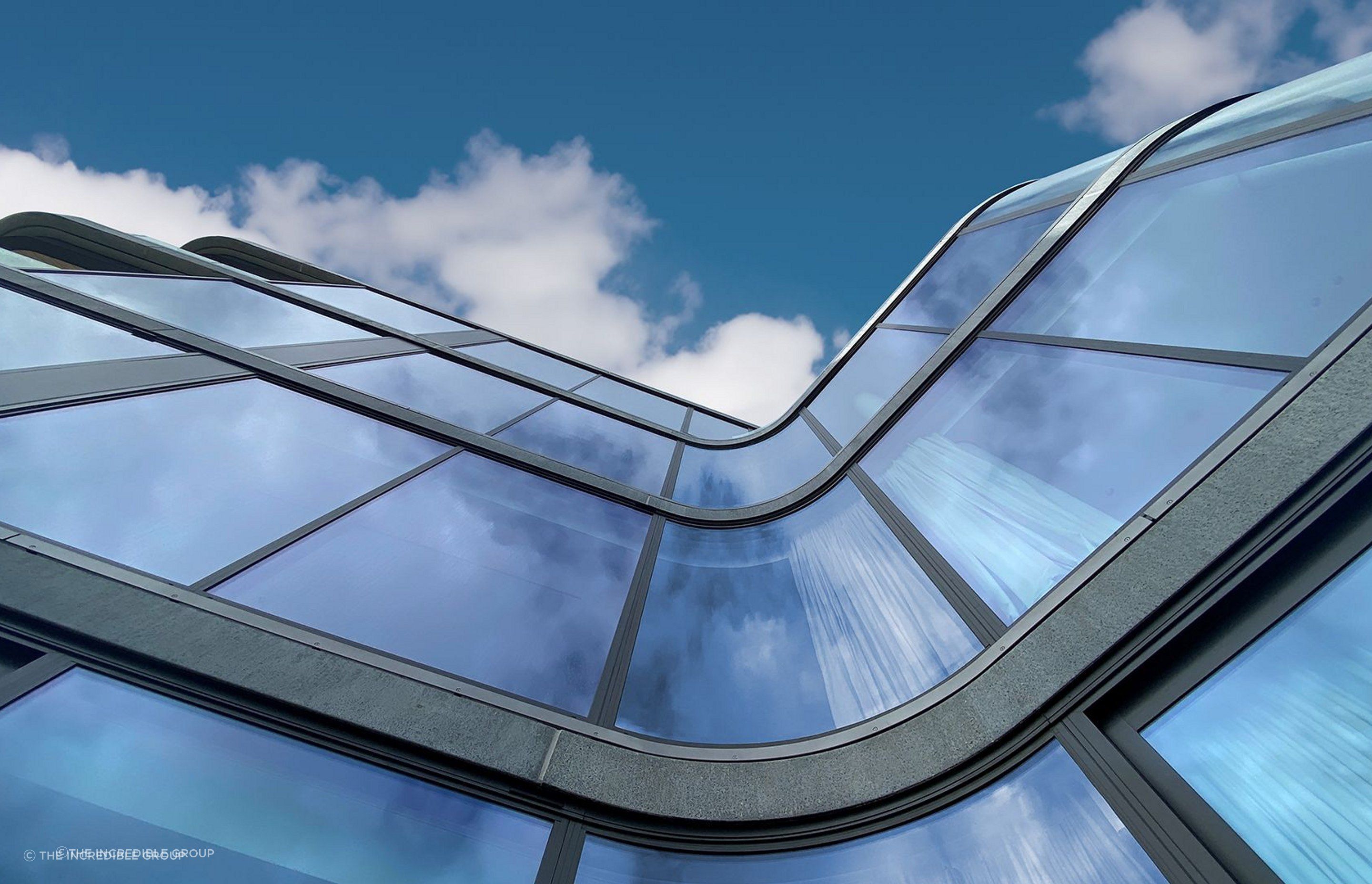 Picture of The Auckland apartments using curved glass to exude modern luxury ...