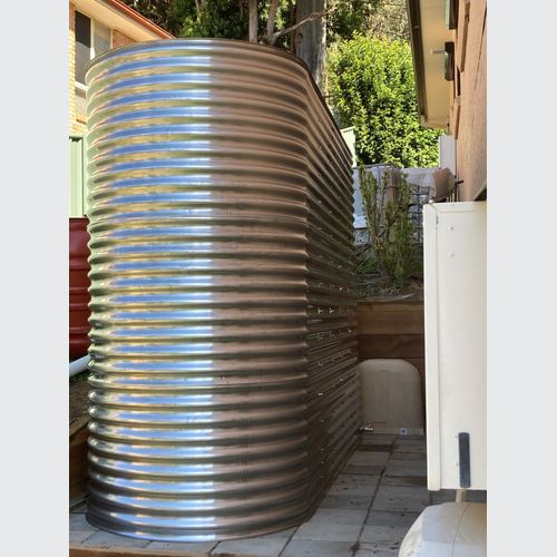 7,000 Litre Slimline 304-Grade Stainless Water Tank