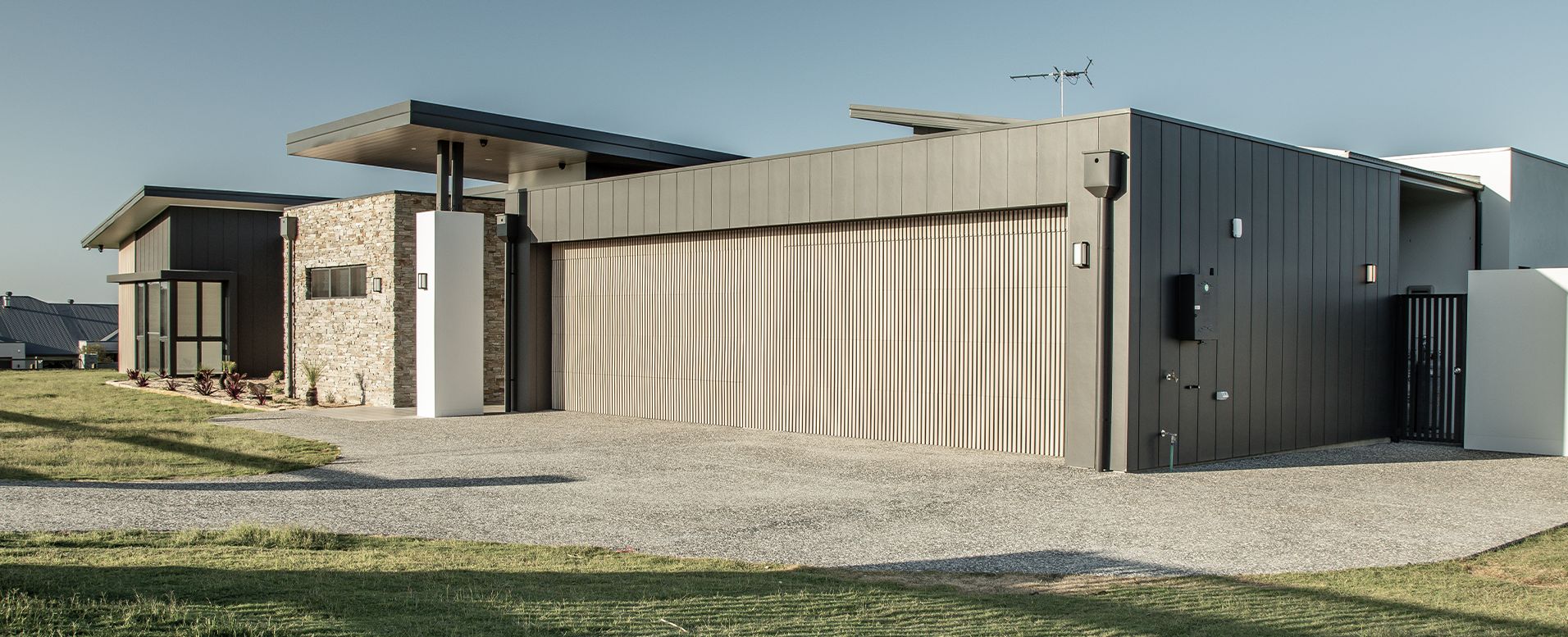 Steel-Line Garage Doors Banner image