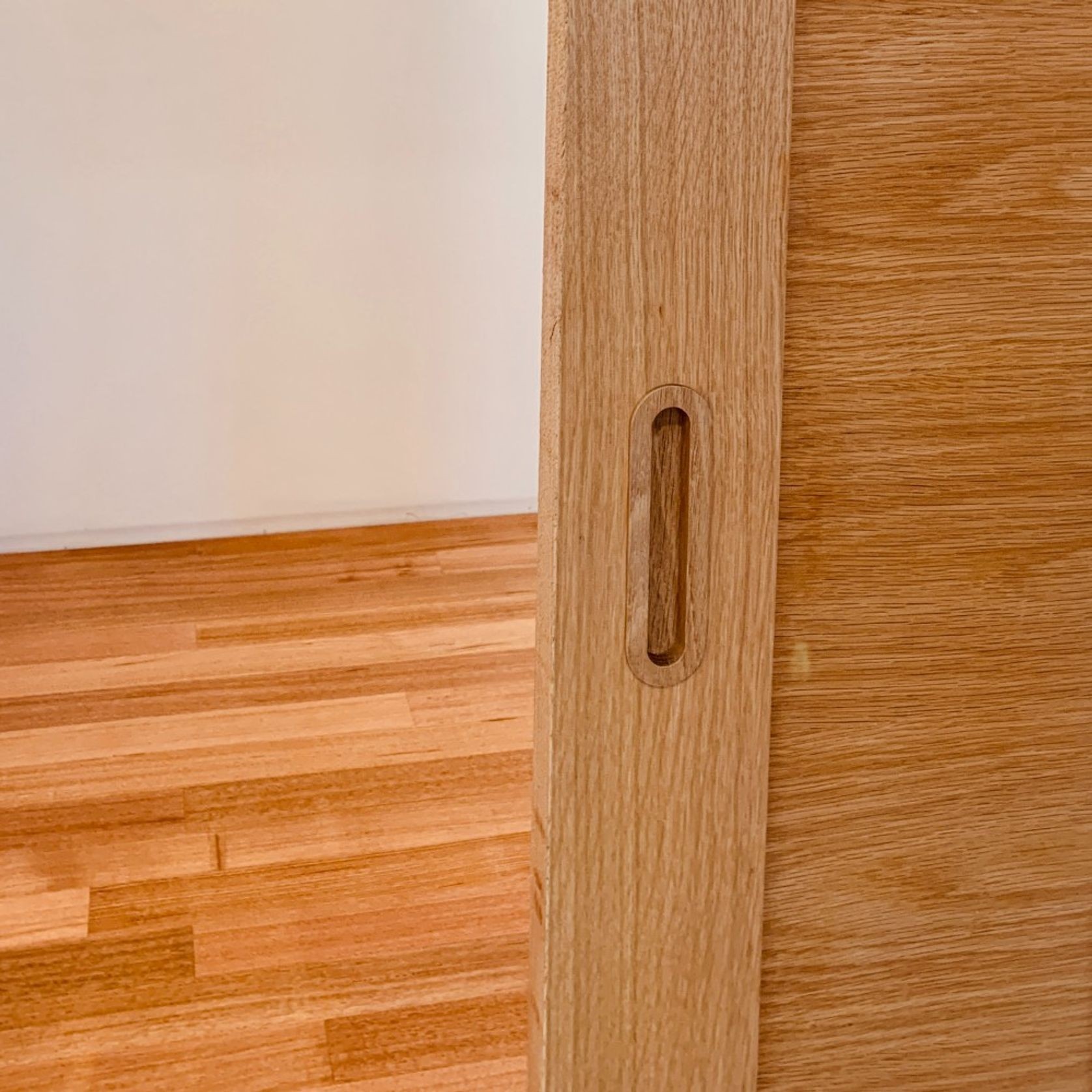 Setto Long Rounded - Timber Door Handle - SDH010b gallery detail image