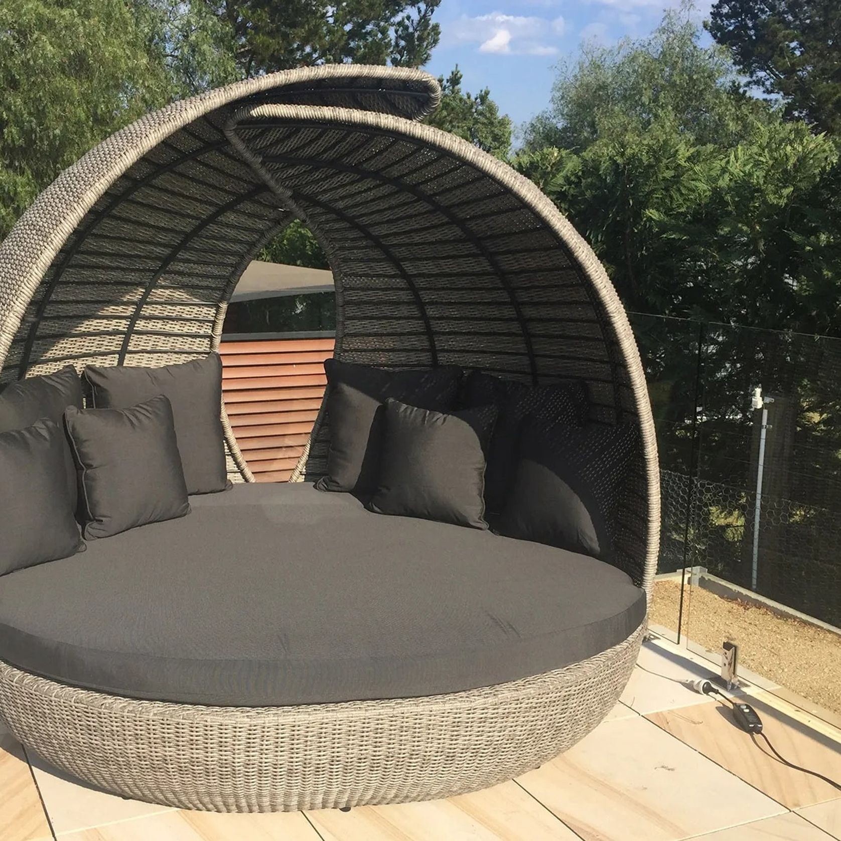 Lotus Wicker Daybed gallery detail image