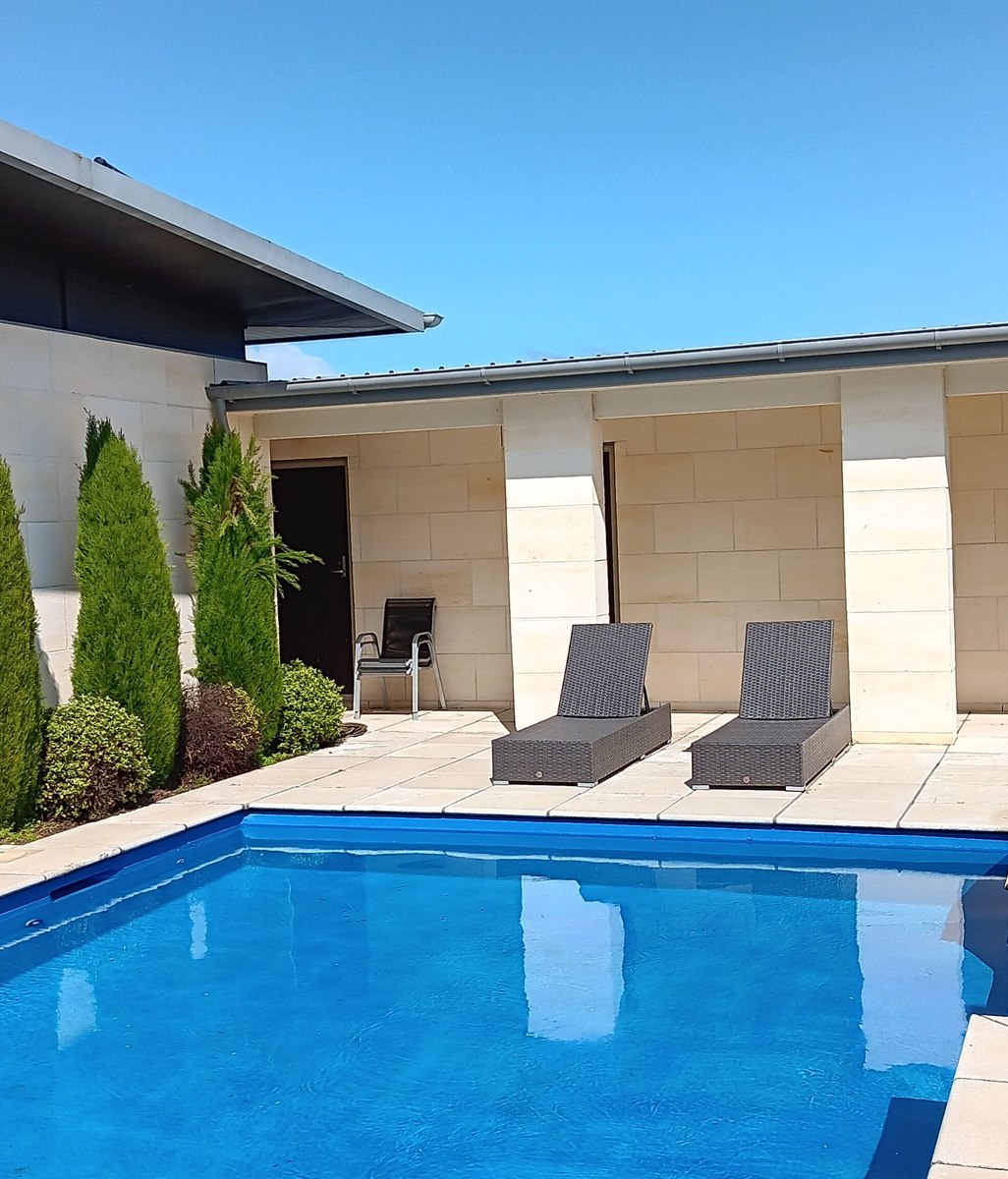 How to maintain your investment in Oamaru and Hinuera stone exteriors