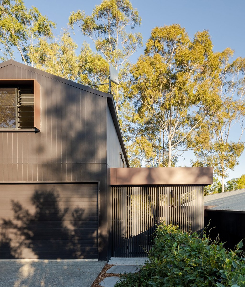 Design Meets Craftsmanship: Bespoke Sun Hoods Elevate Eumundi Home.