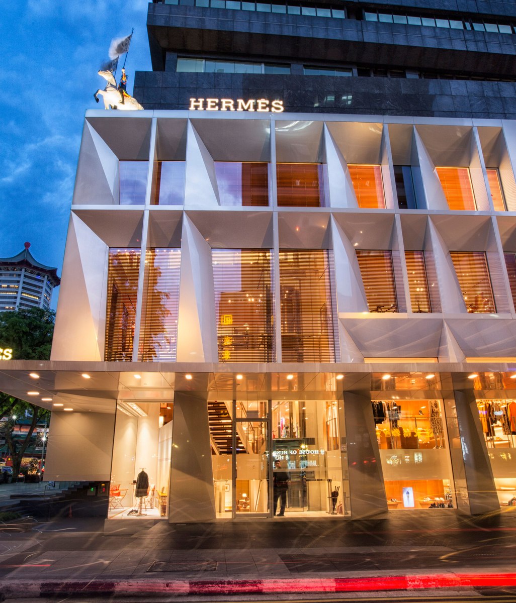 Commercial window furnishings shaping modern environments