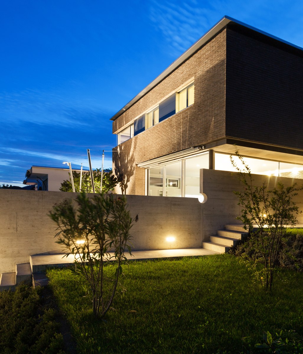 How to choose outdoor lighting for your home