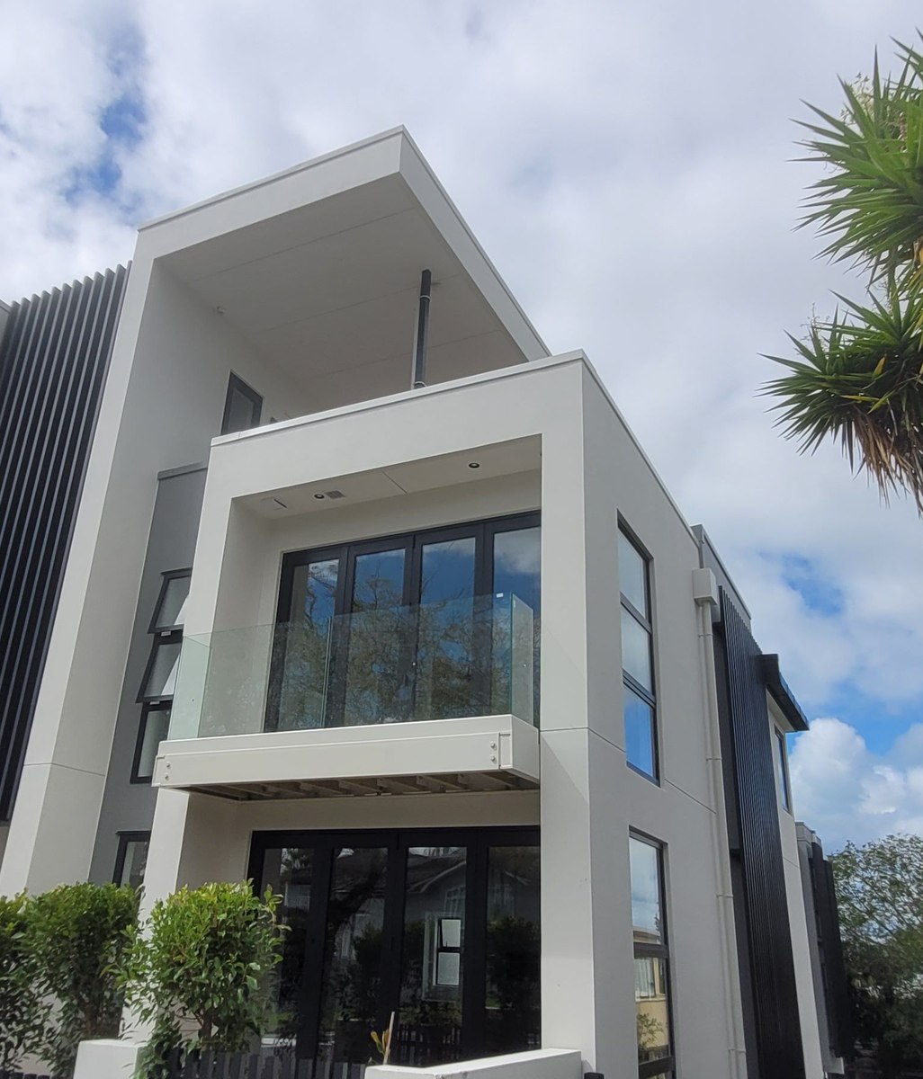 Why lightweight concrete is revolutionising cladding and flooring for modern buildings