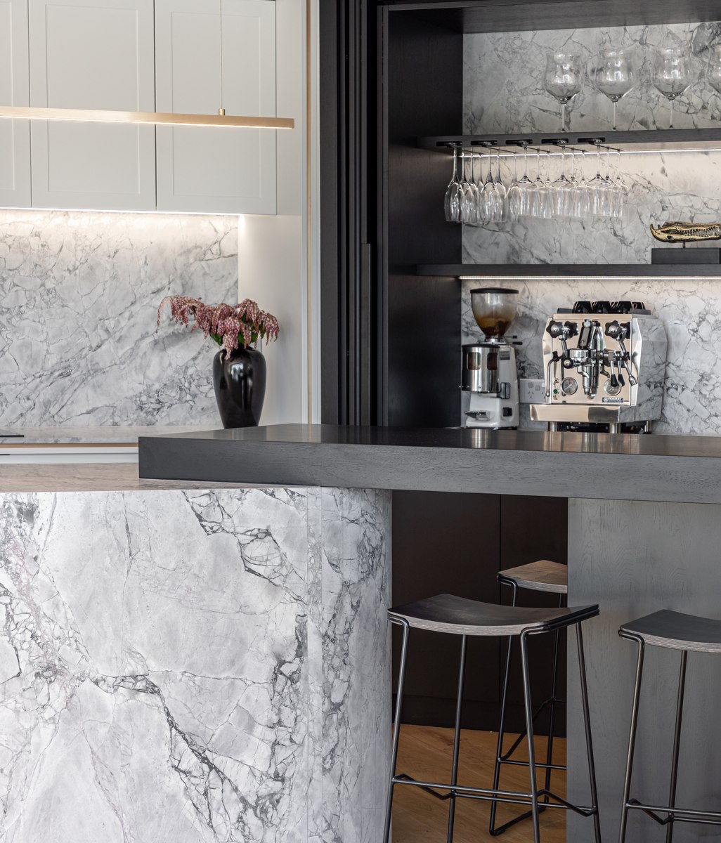 Wood Benchtop vs Stone Benchtops: Which is the Better Choice for Your Kitchen?