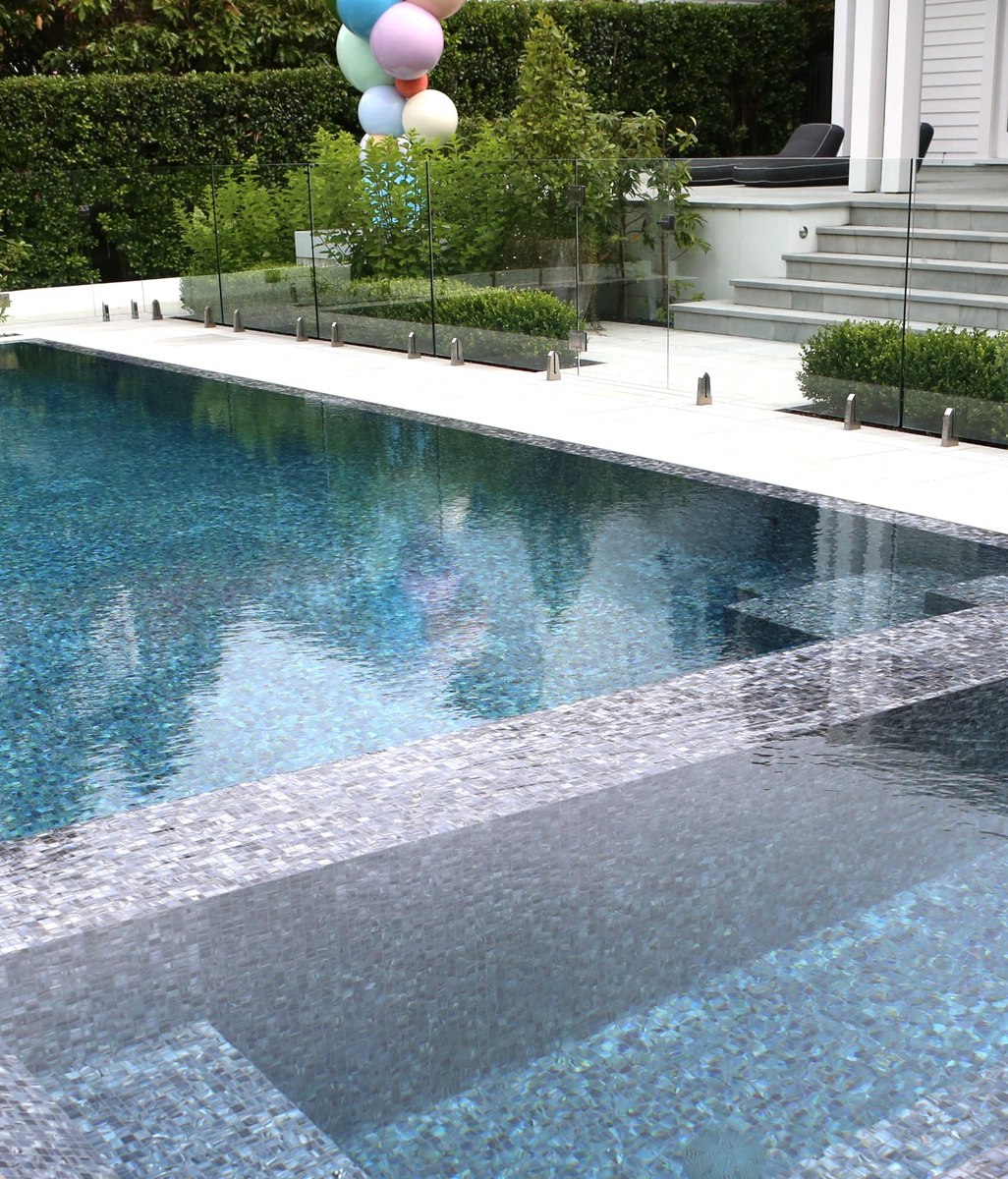 How to create the perfect outdoor pool: from design to Code of Compliance