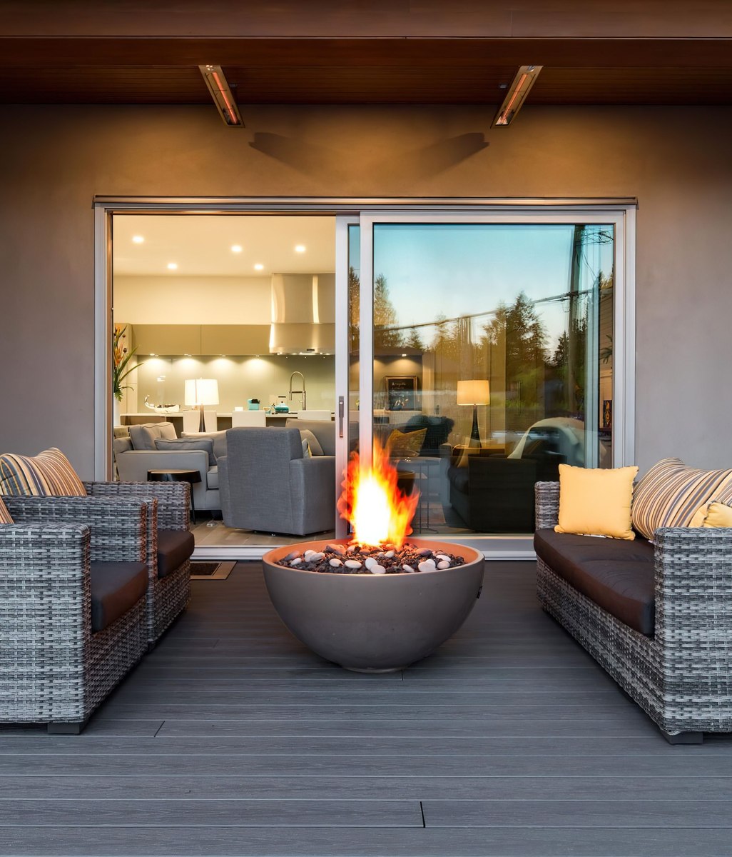 Your Complete Buying Guide to Choosing a Reliable Outdoor Electric Heater