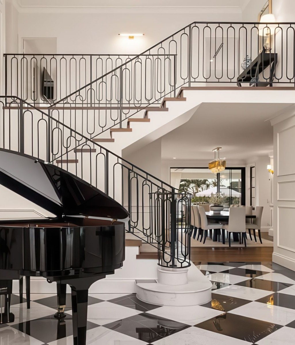 Choosing the Right Size Mouldings for Your Home