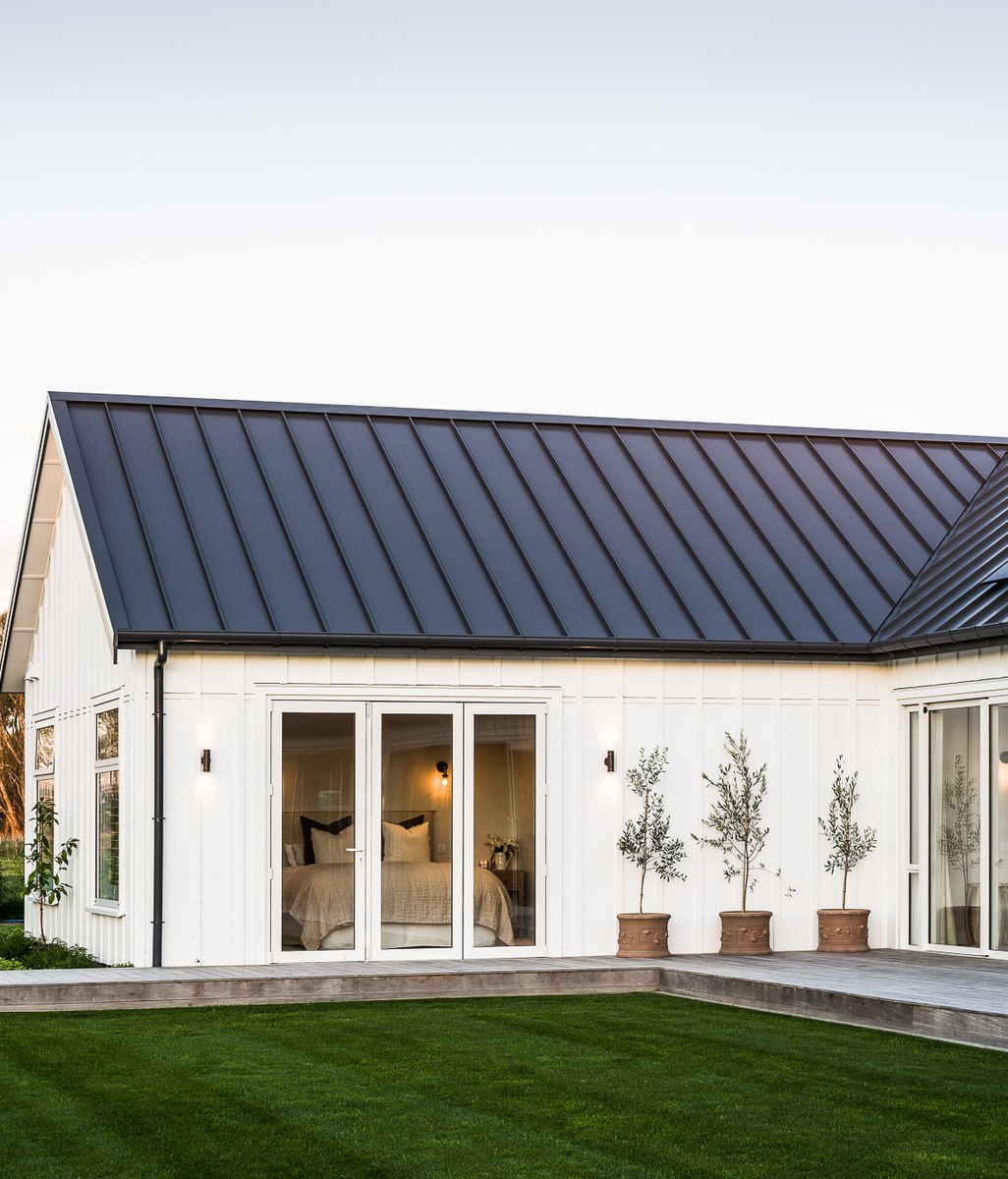 5 things you need to know about tray metal cladding and roofing