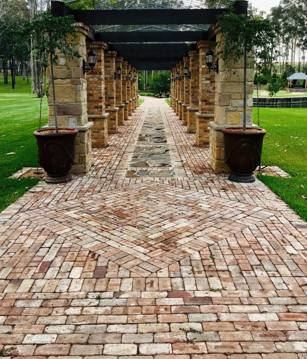 How To Lay Bricks On The Ground
