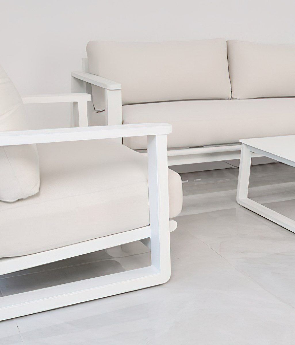 Outdoor Furniture Buying Guide: What to Look for Before You Buy