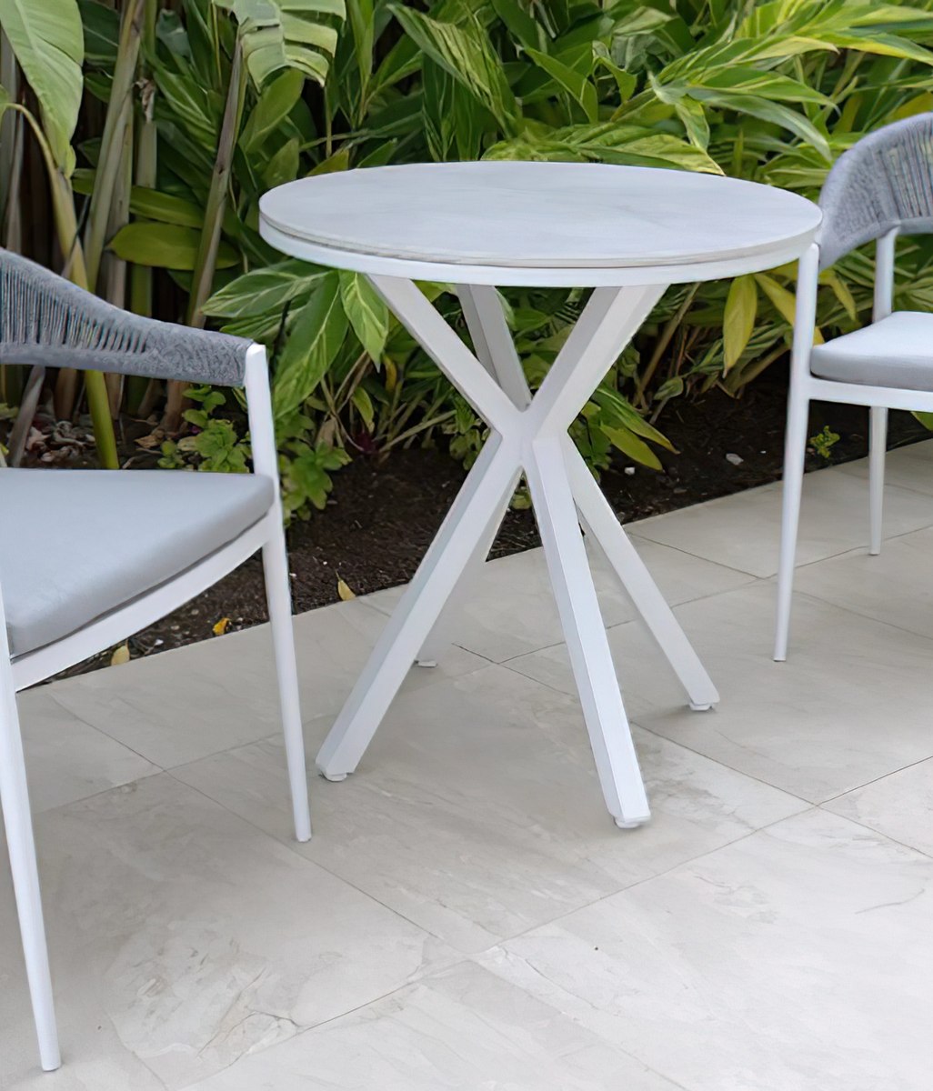 Small Patio Solutions: Best Compact Outdoor Furniture Ideas