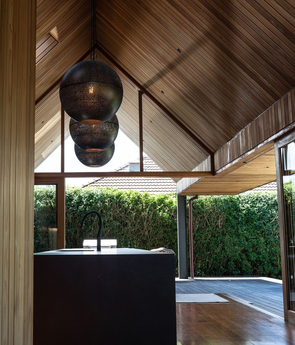 Preserving the elegance of a century-old villa with a tasteful modern addition