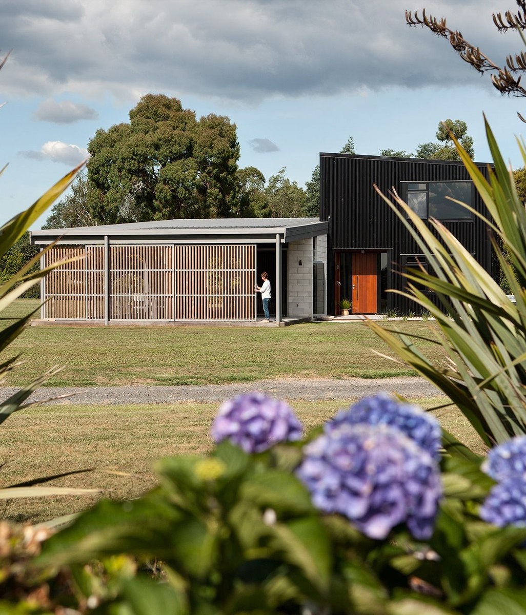 Exploring New Zealand's diverse house styles, inside and out