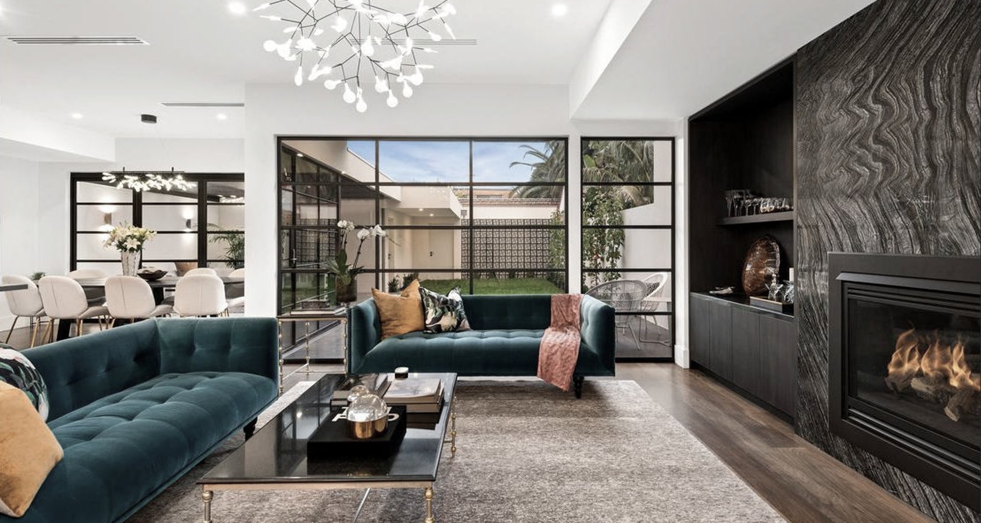 Hollywood Regency is the glamorous interior design trend you need to ...