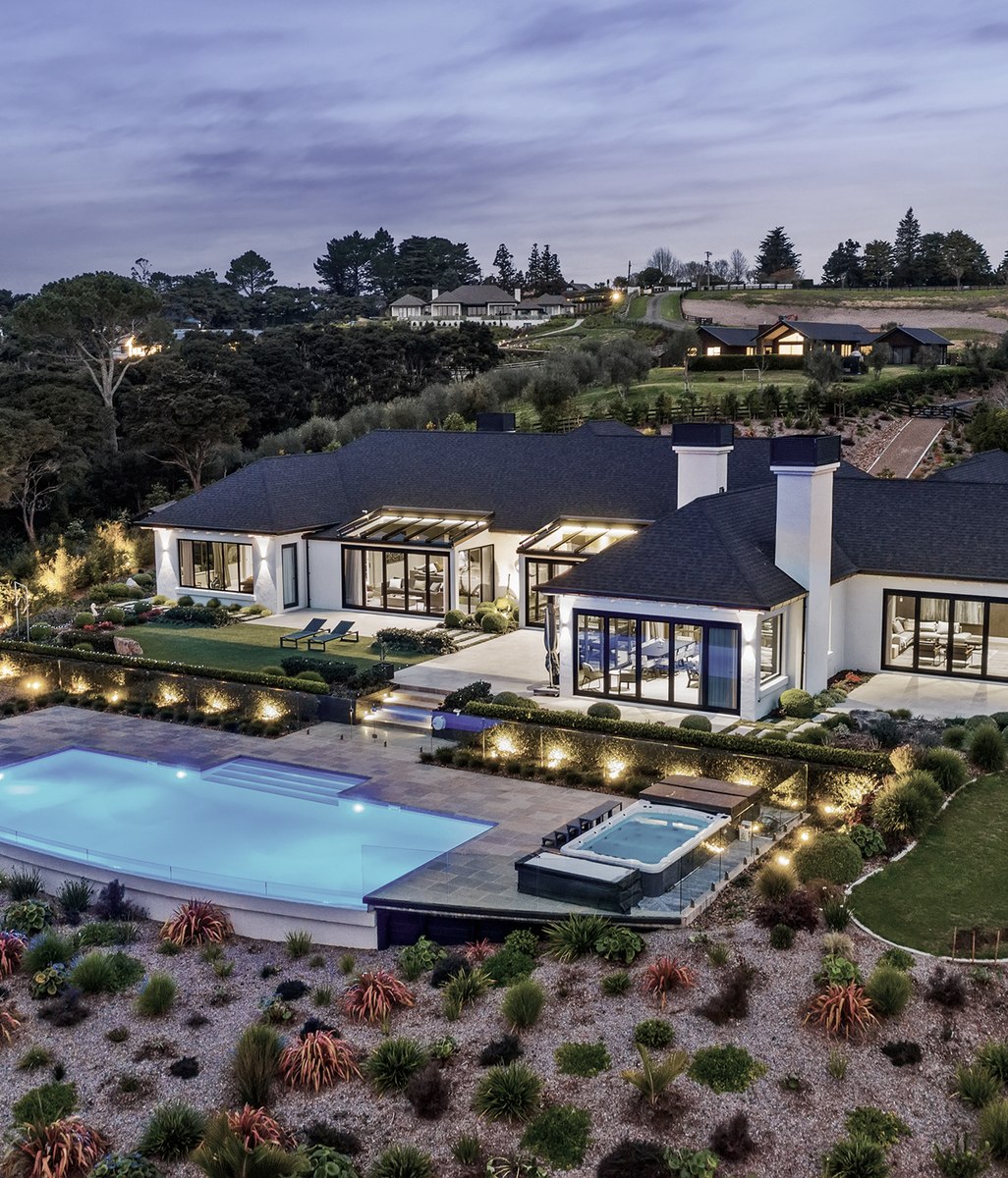 How to take 'scroll stopper' photos of your property