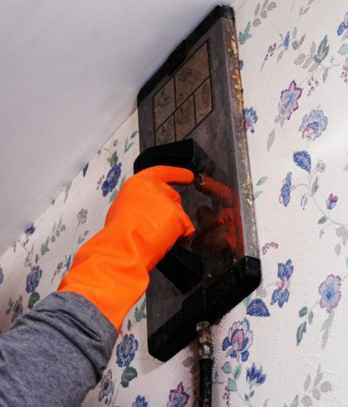 How to Place the Wallpaper on the Walls
