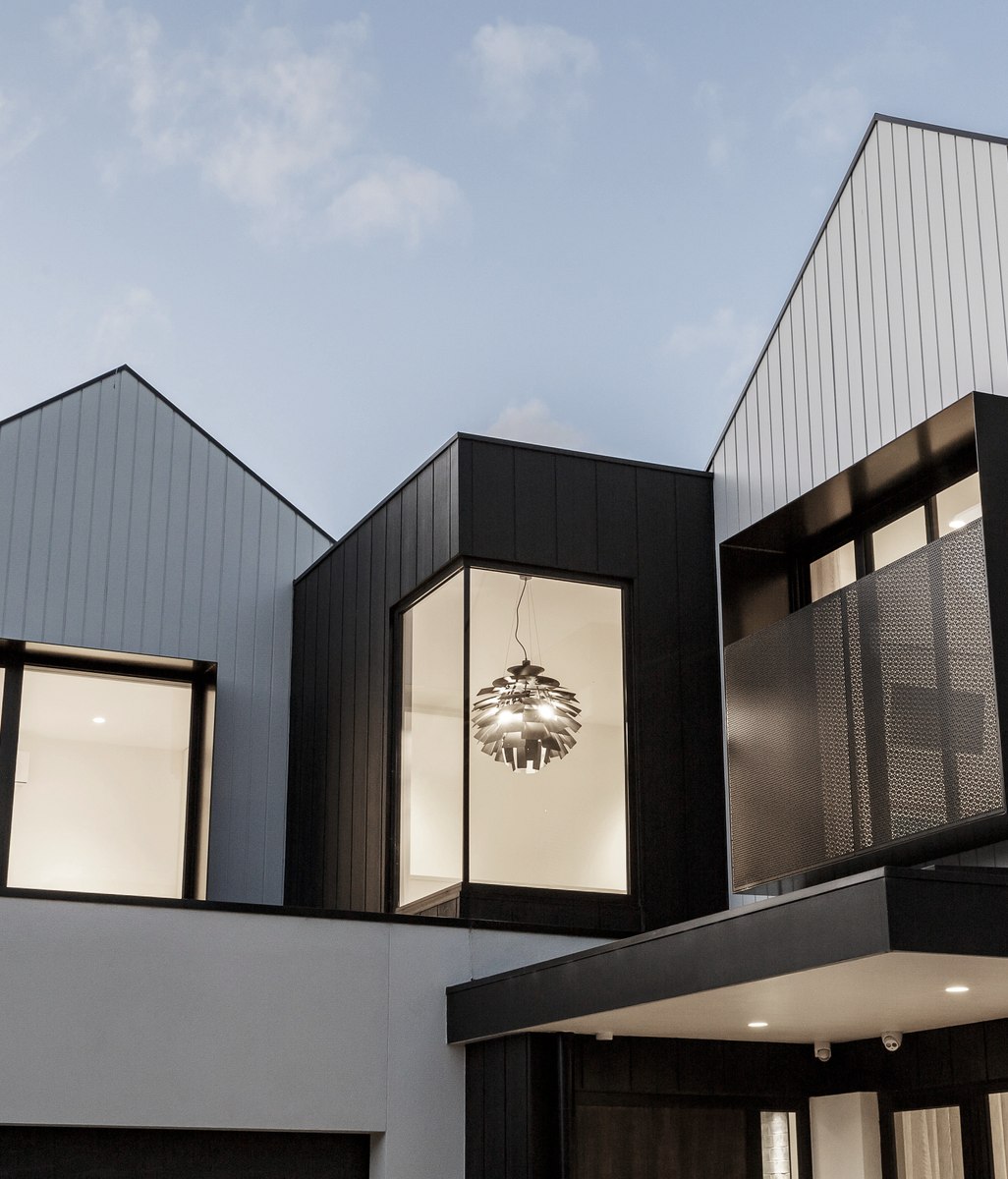 4 Essential Tips for Achieving a Custom Home Within Your Budget