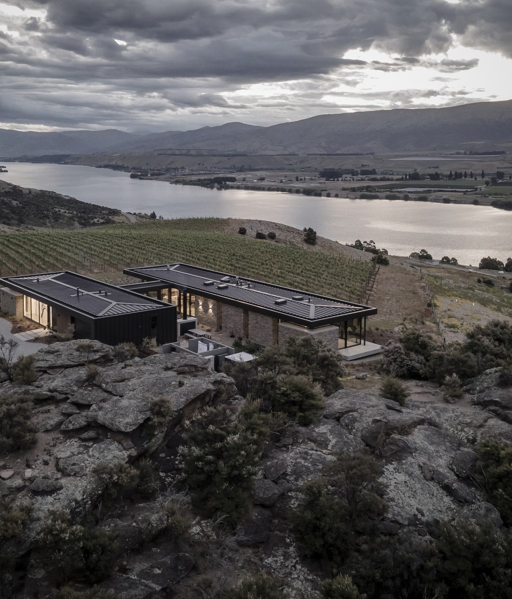 Behind the grape vines: Bendigo Terrace House captures the serenity of Central Otago