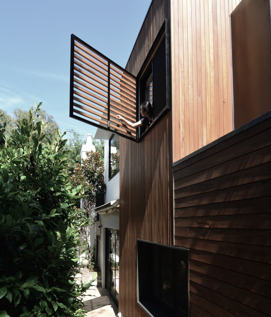 CARBON FOOTPRINT – WHAT IS IT AND HOW CAN I REDUCE THE FOOTPRINT OF MY HOUSE?