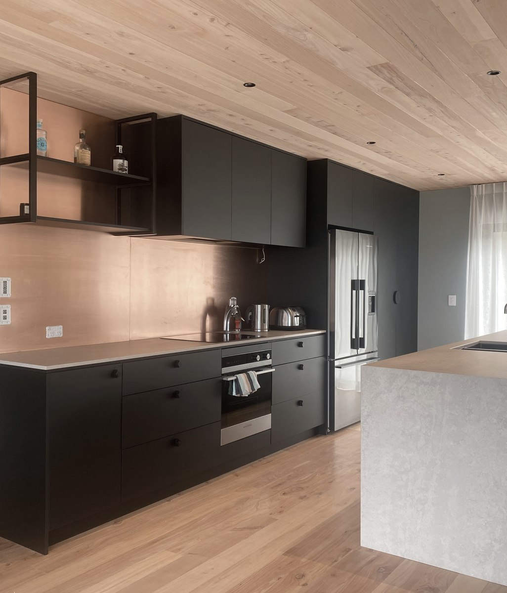 Two couples, one beautiful bach build