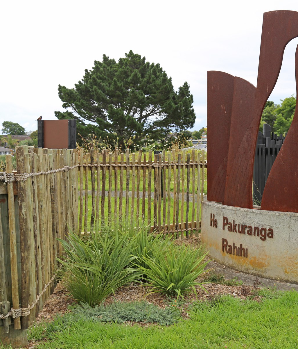 Fencing That Belongs in the Landscape