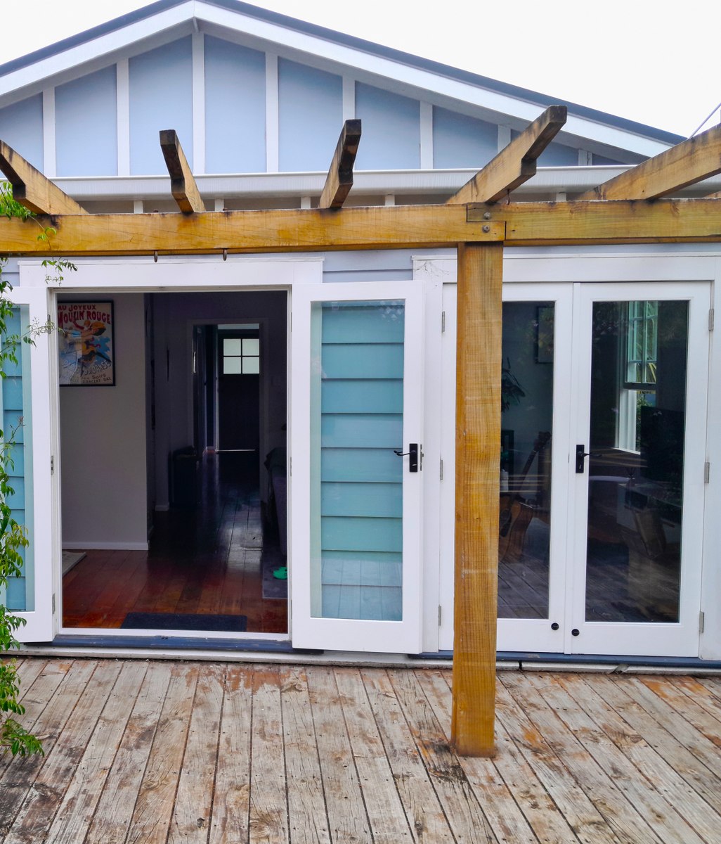 The Timeless Choice: Why Timber Outshines Other Window Framing Materials