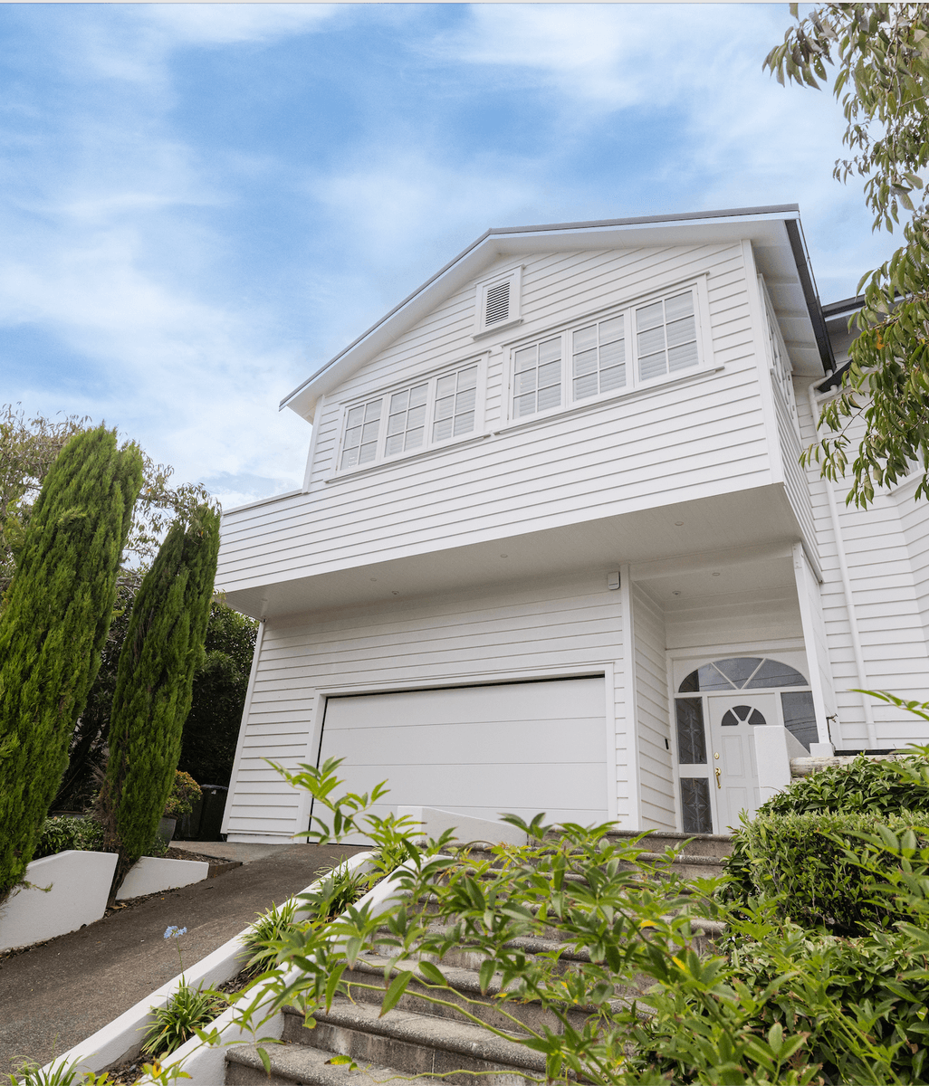 A Bungalow Reimagined: Upper Level Alterations & Full Refurbishment in Auckland