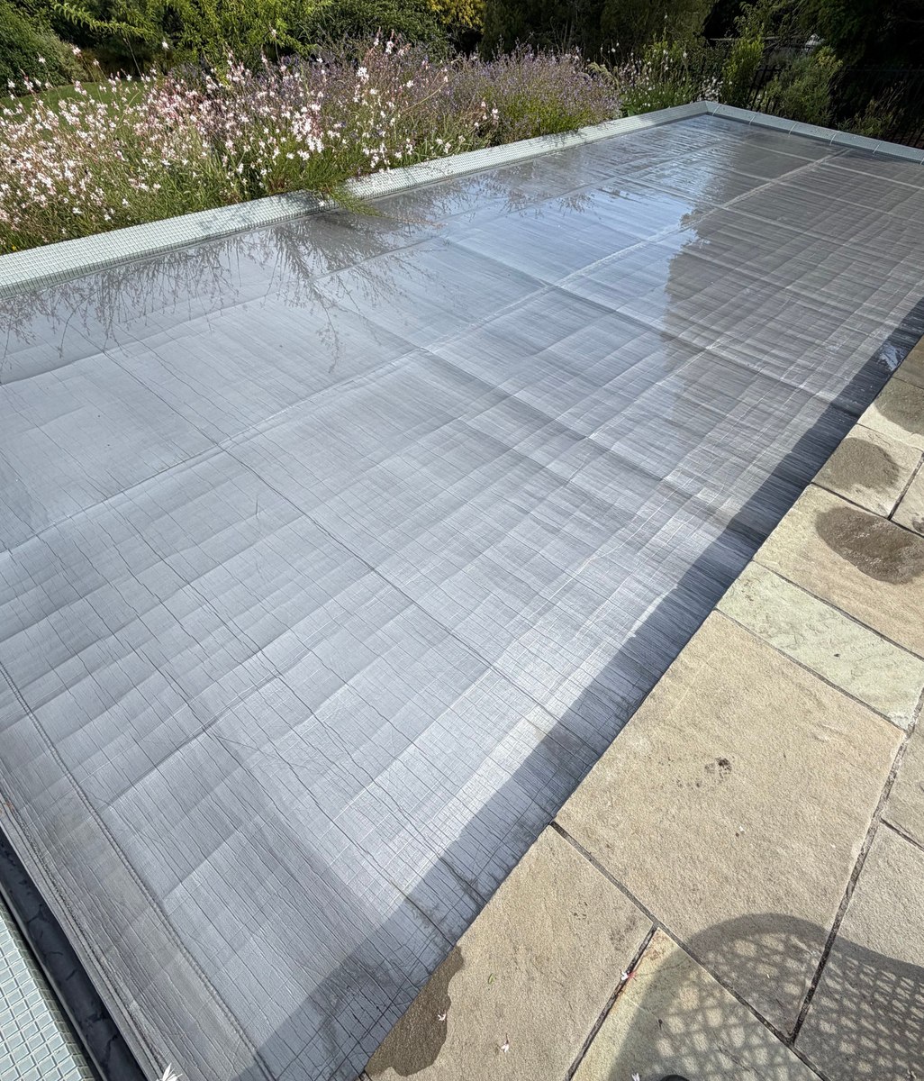 Summer Pool Cover Tips: The Truth About That 'Chlorine Smell'