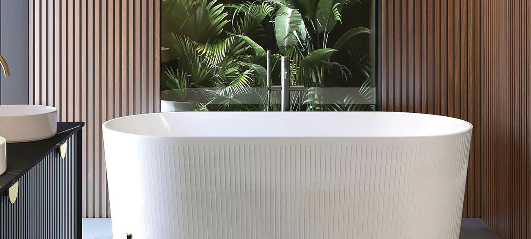 10 Popular Bathtub Materials: Pros and Cons