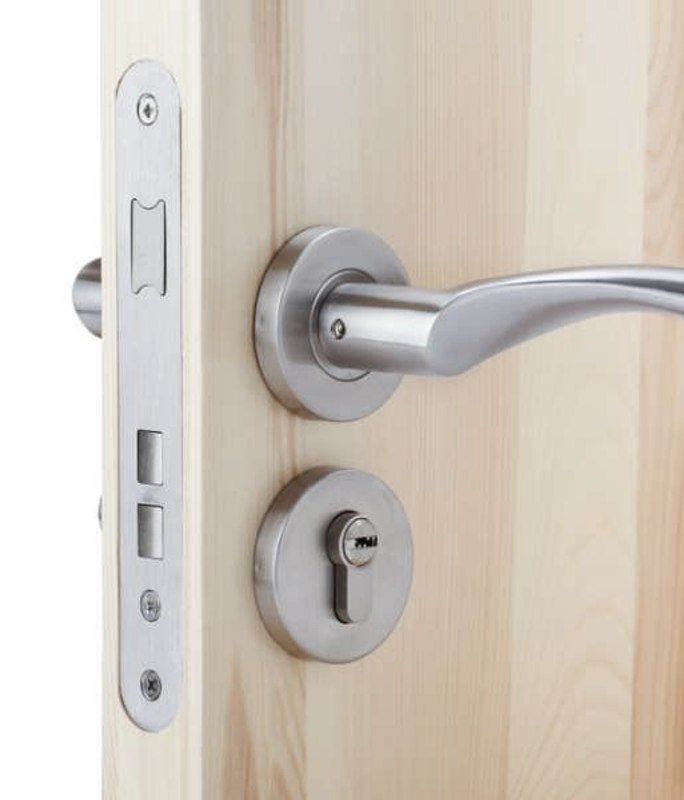 Choosing a front door lock: which one is right for your property?
