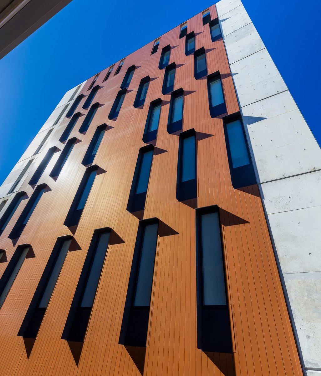 What is a Rainscreen Facade System