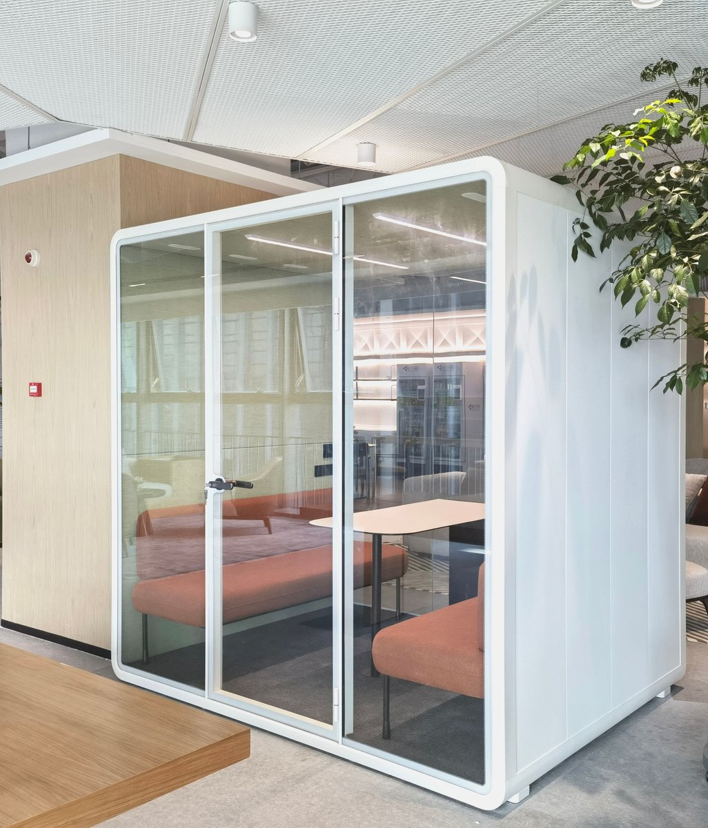 The Benefits of Pods and Booths in Today’s Office Environment
