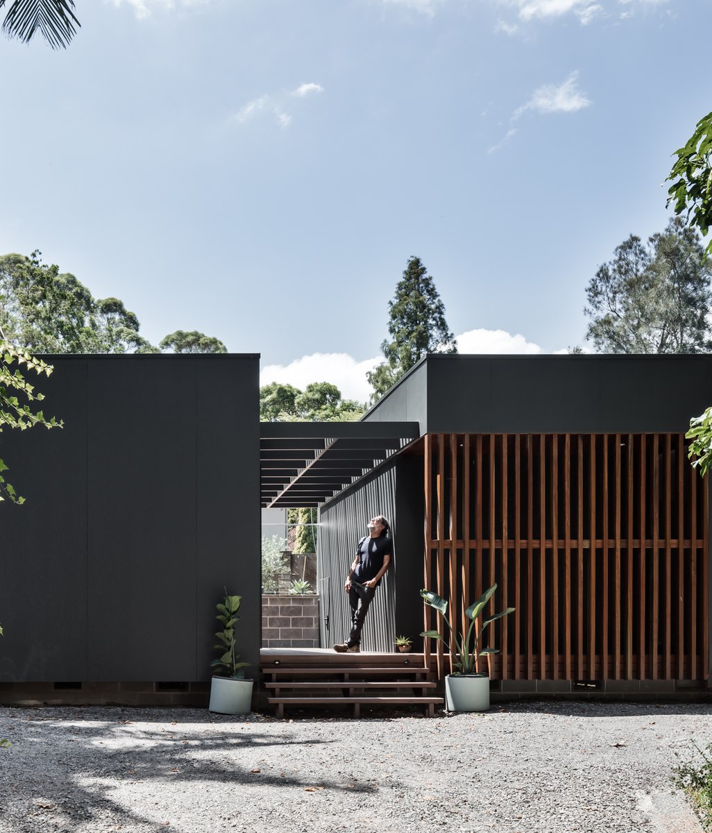 Alex Urena marks 25 years in design with a new book on Australian homes