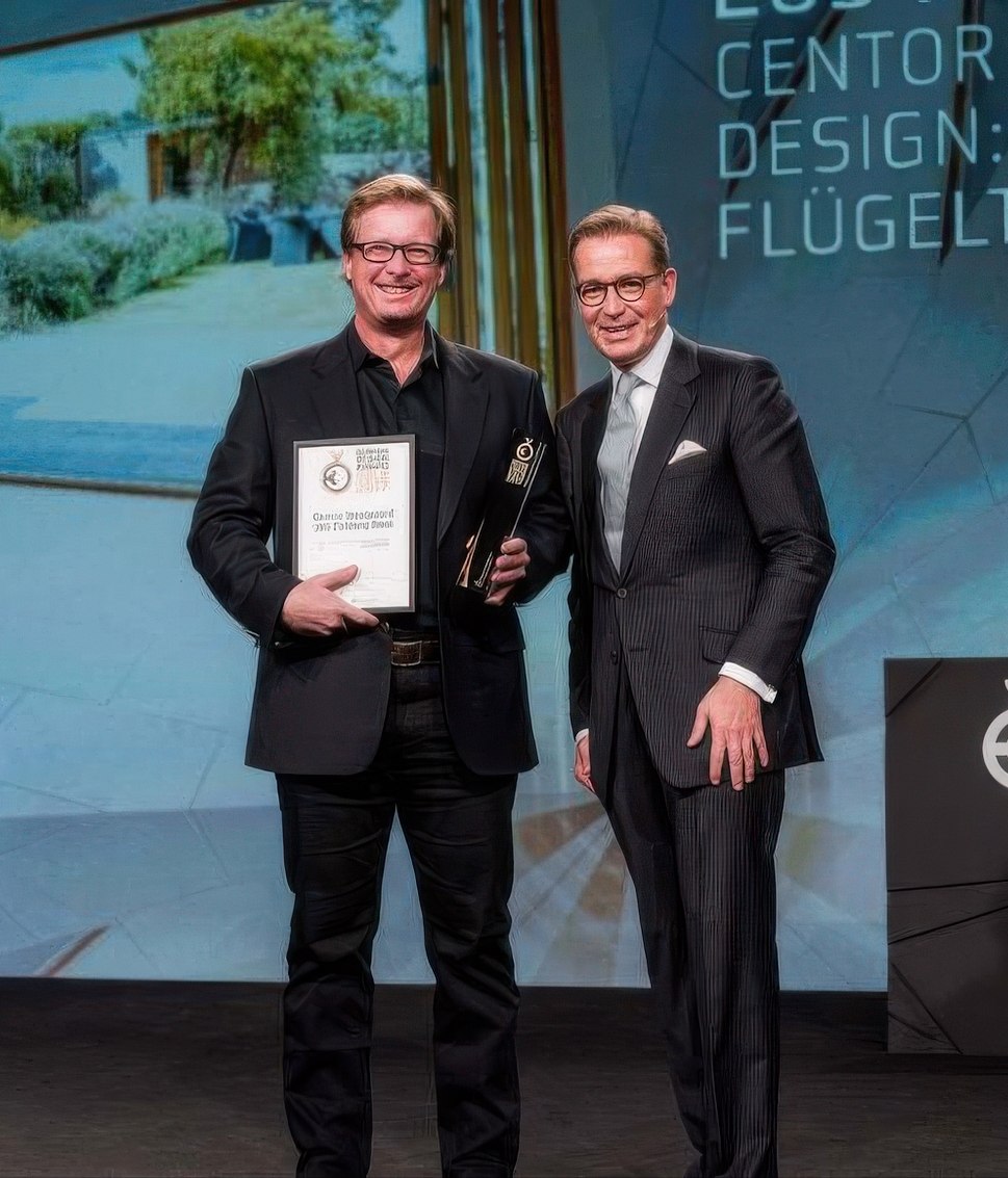 A Gold Award for the 205 Integrated Door