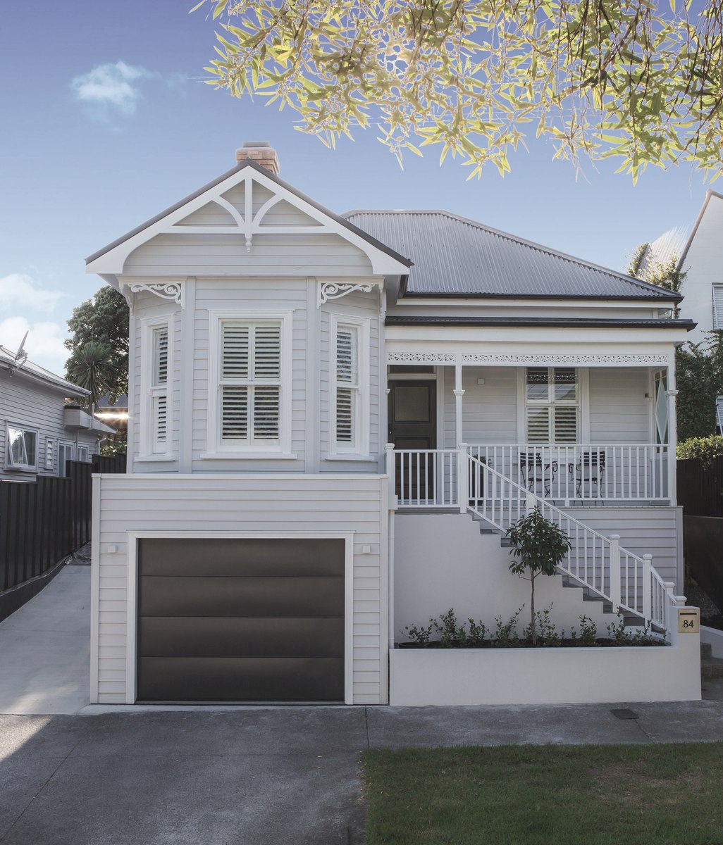 This villa reno blends character details with spacious modern living